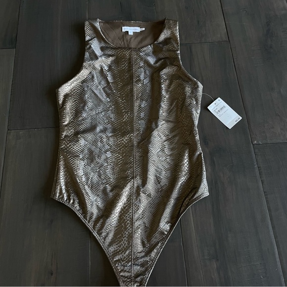 NWT Good american better than leather bronze snake bodysuit - Picture 2 of 3
